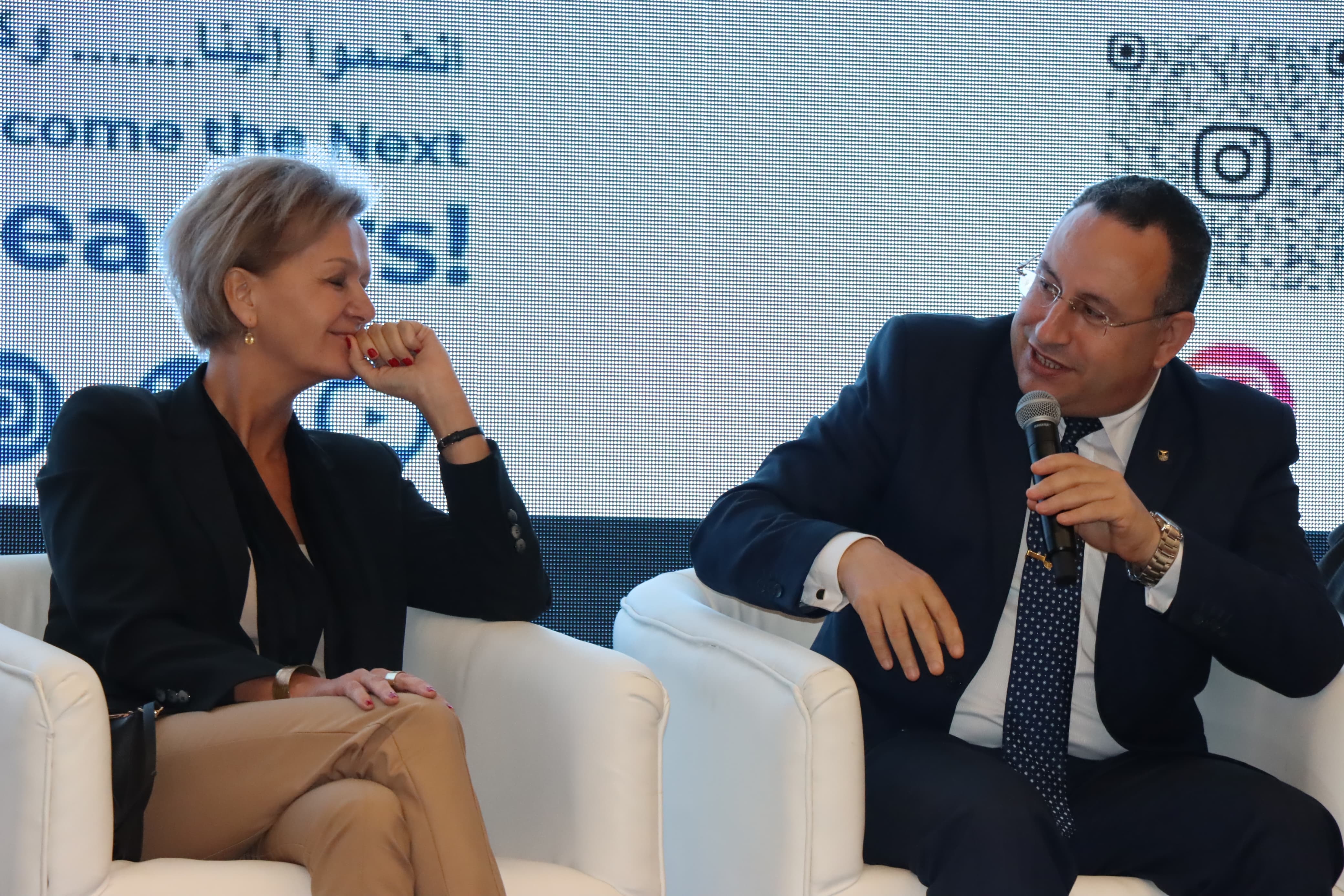 56283d86 4d5b 49bc aed8 d3eb5c637d9e