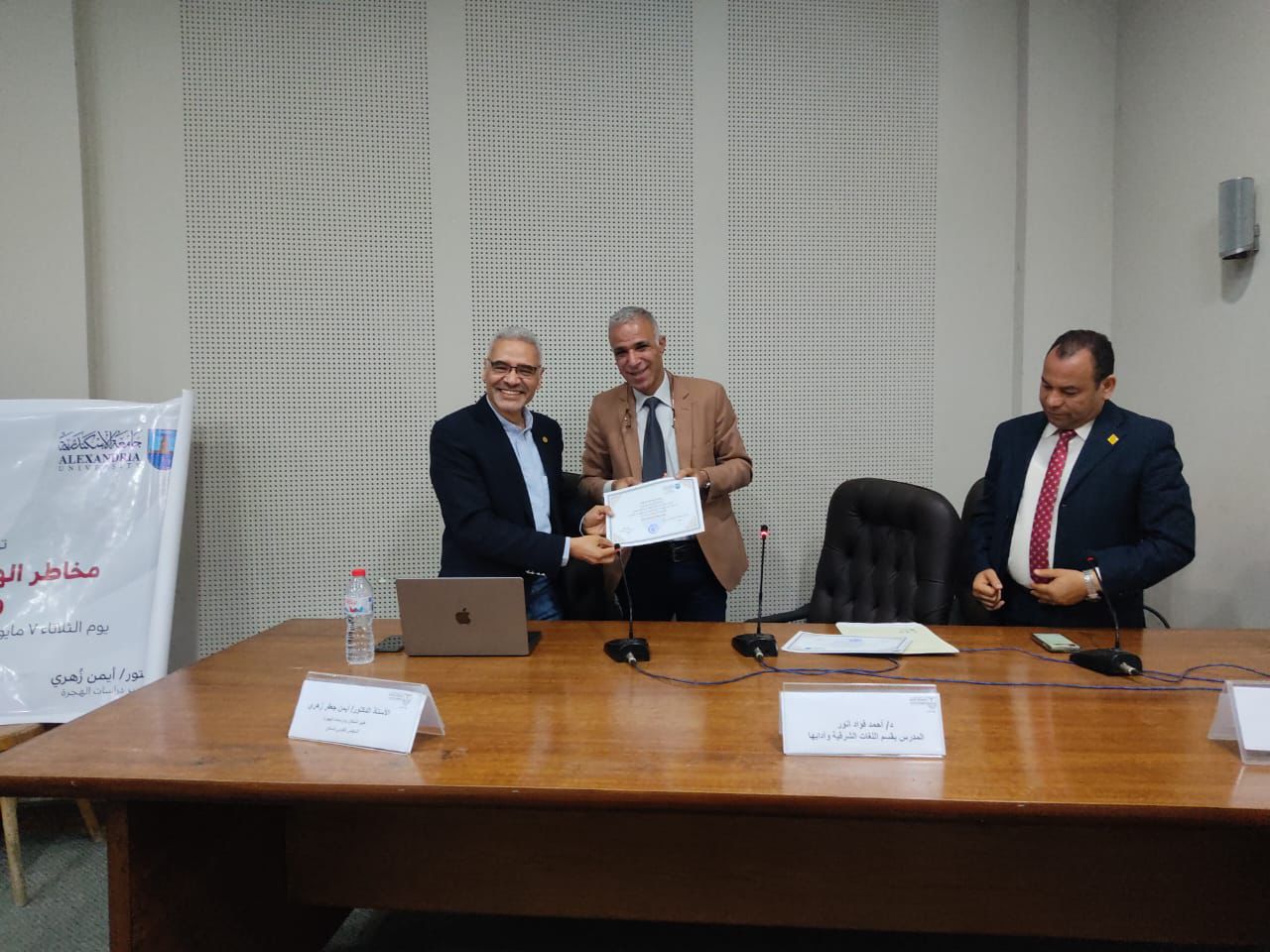 a3be5e69 4fa4 4bcc 931c f8c61fbd553e