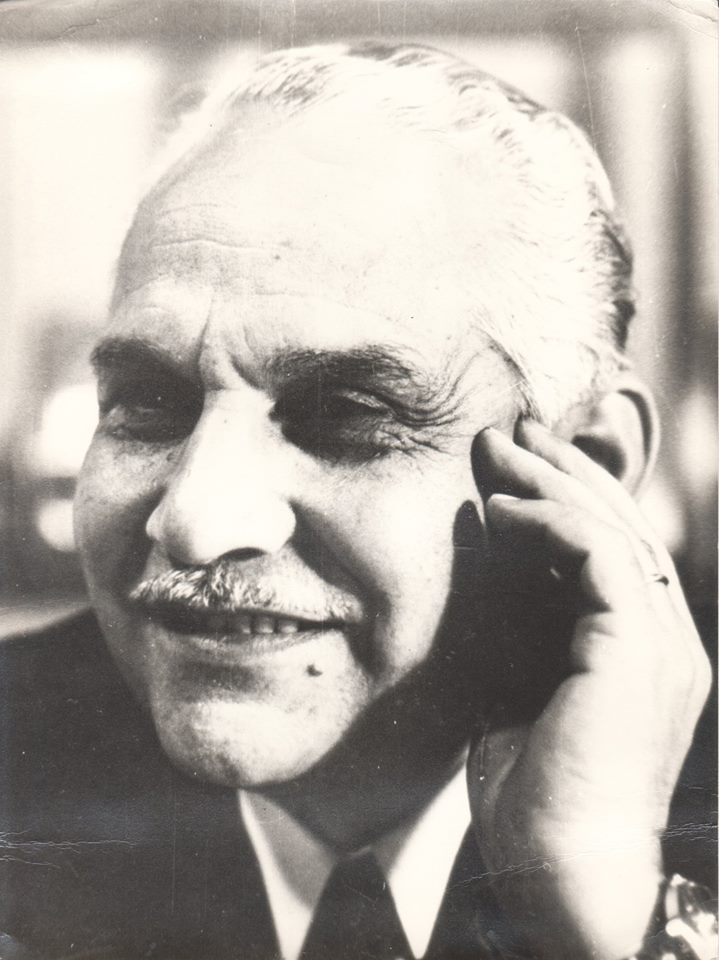 اﻷستاذ الدكتور احمد السيد درويش