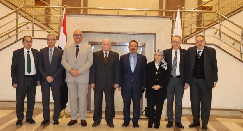 مجلس أمناء جامعة الإسكندرية الأهلية يعقد اجتماعه الدوري ويستعرض الإنجازات والخطط المستقبلية